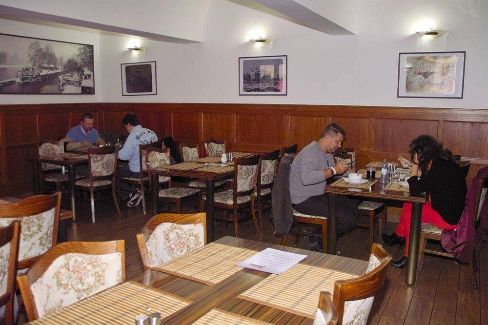 Hotel Radnice Liberec Bagian luar foto