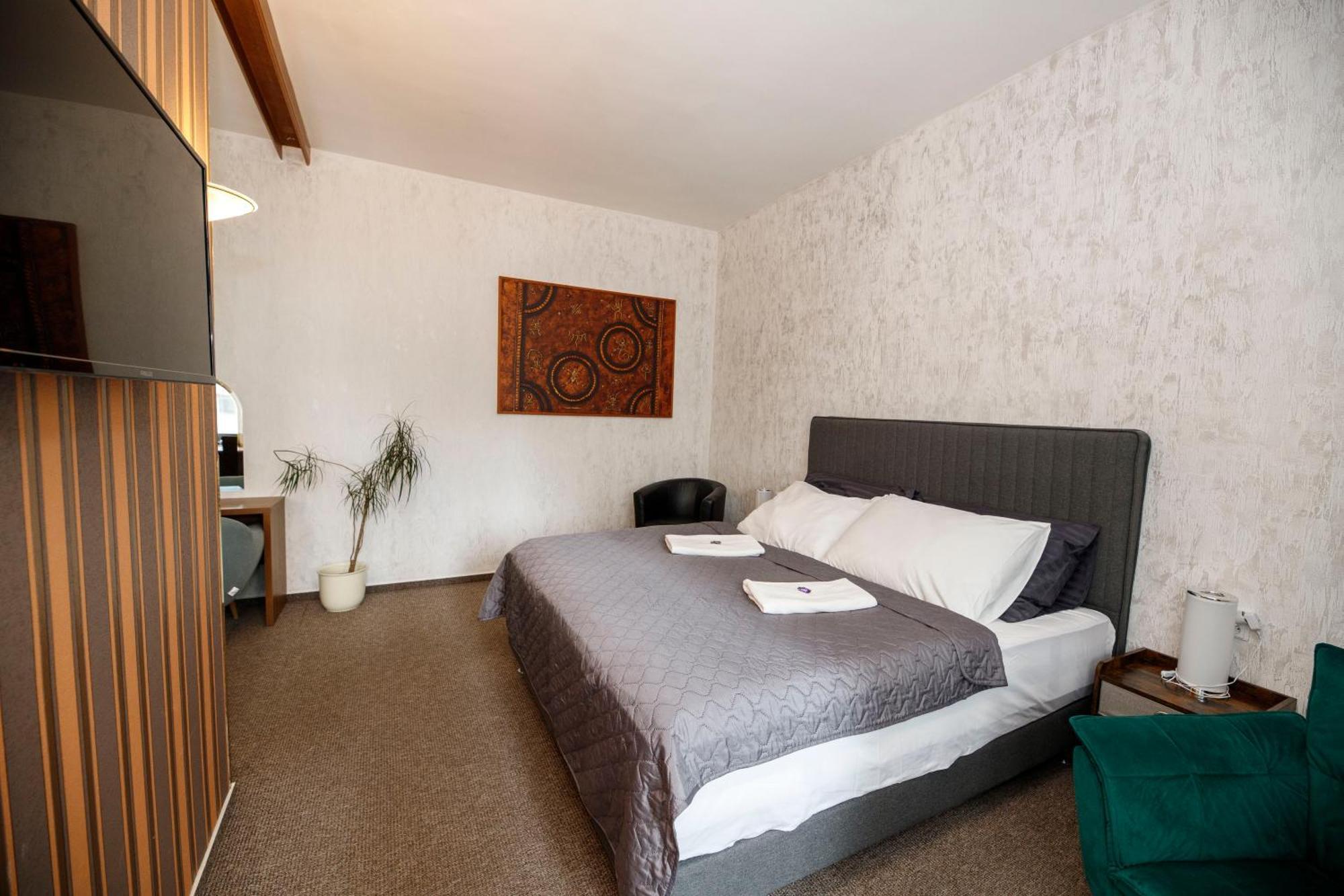 Hotel Radnice Liberec Bagian luar foto