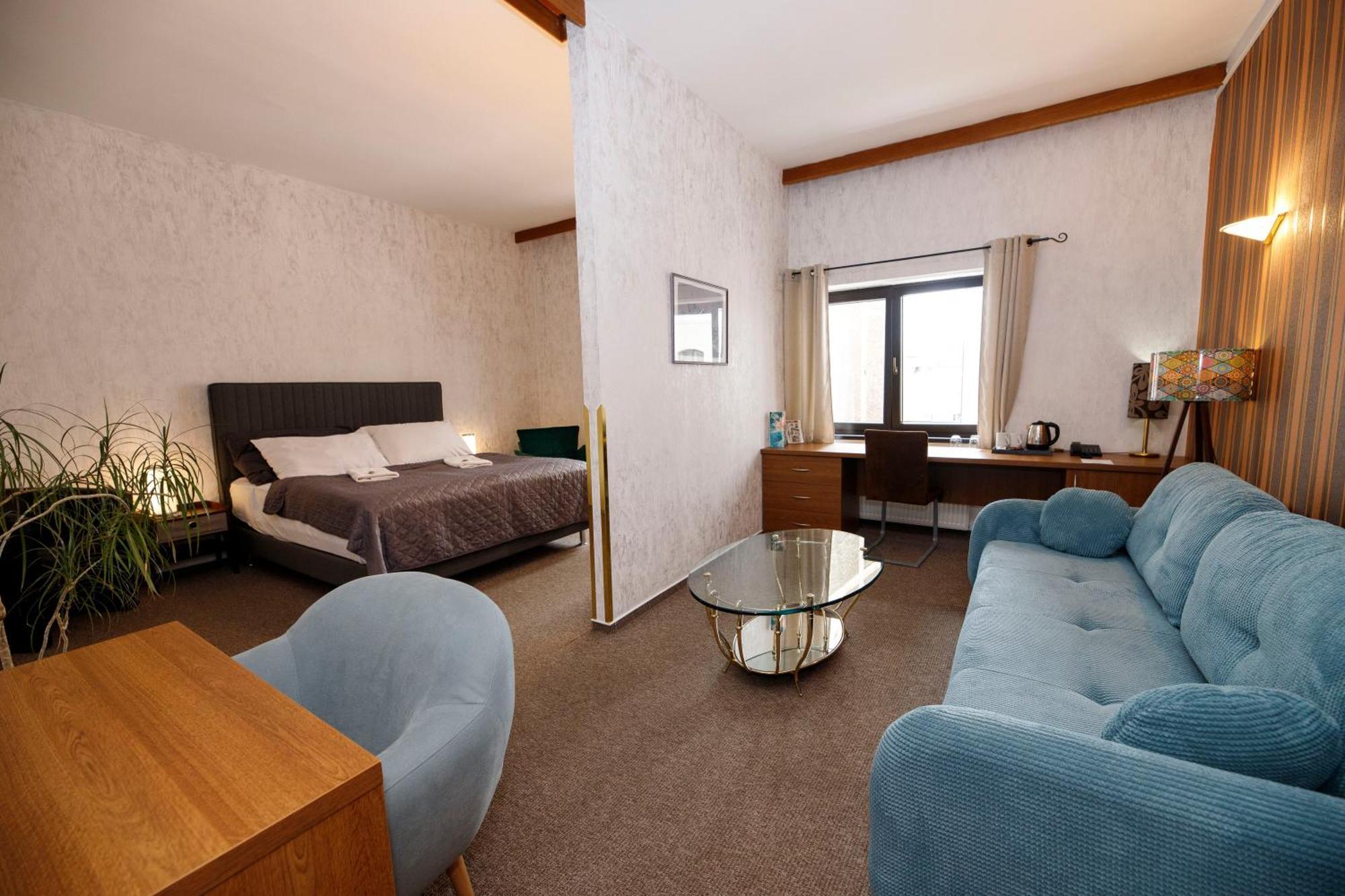 Hotel Radnice Liberec Bagian luar foto