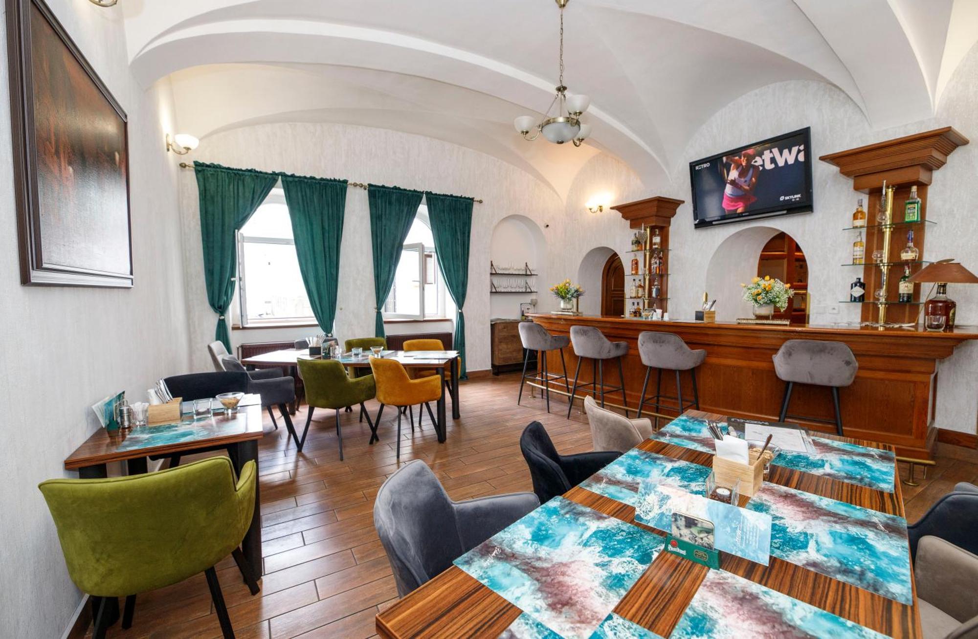 Hotel Radnice Liberec Bagian luar foto