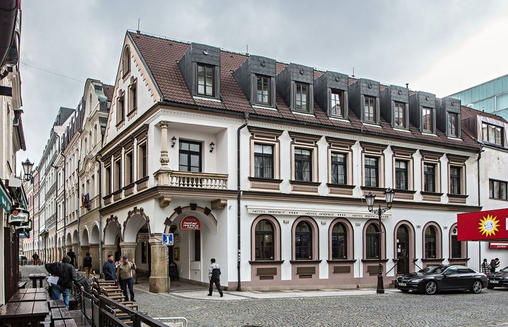 Hotel Radnice Liberec Bagian luar foto